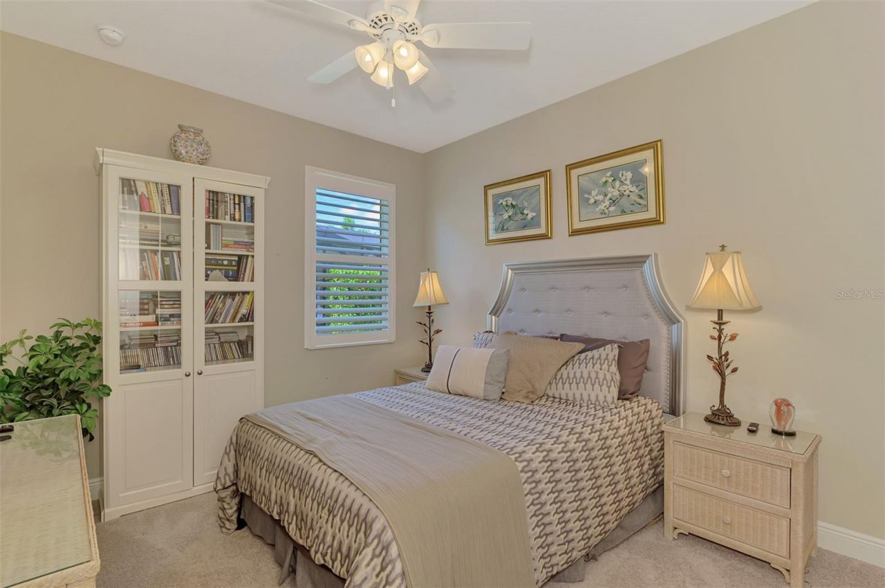 708 Rosemary Circle , Bradenton, FL 34212 Photo