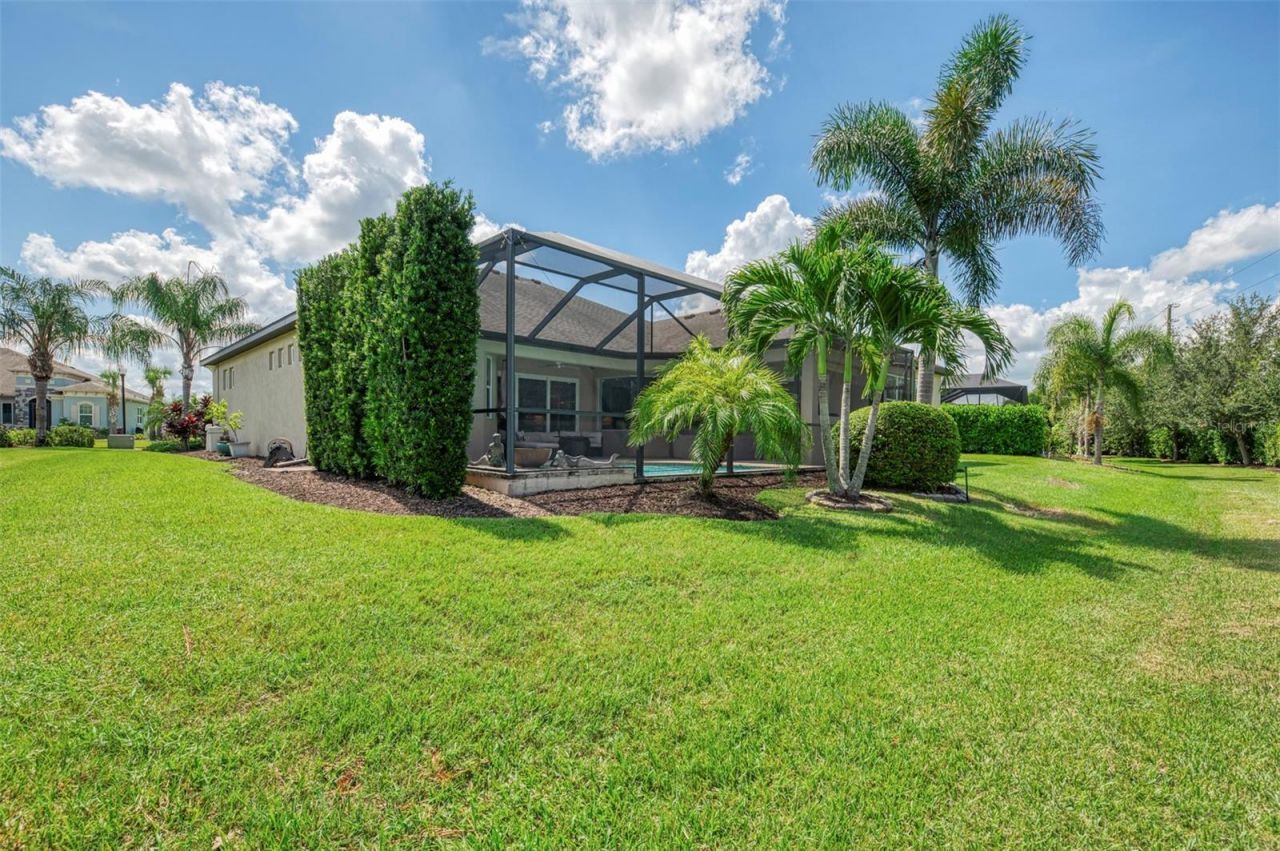 708 Rosemary Circle , Bradenton, FL 34212 Photo