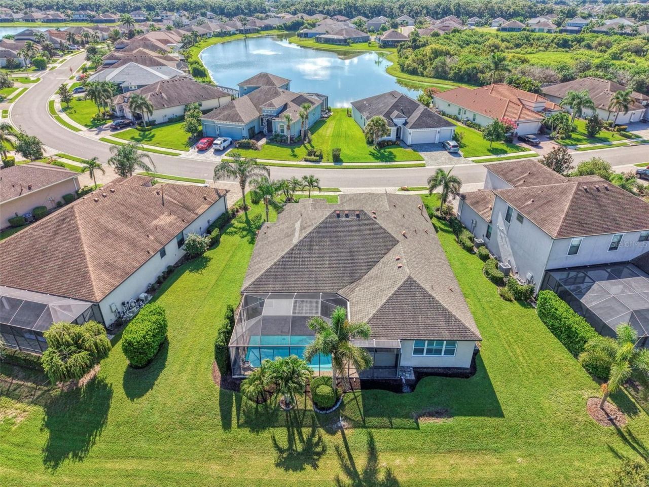 708 Rosemary Circle , Bradenton, FL 34212 Photo