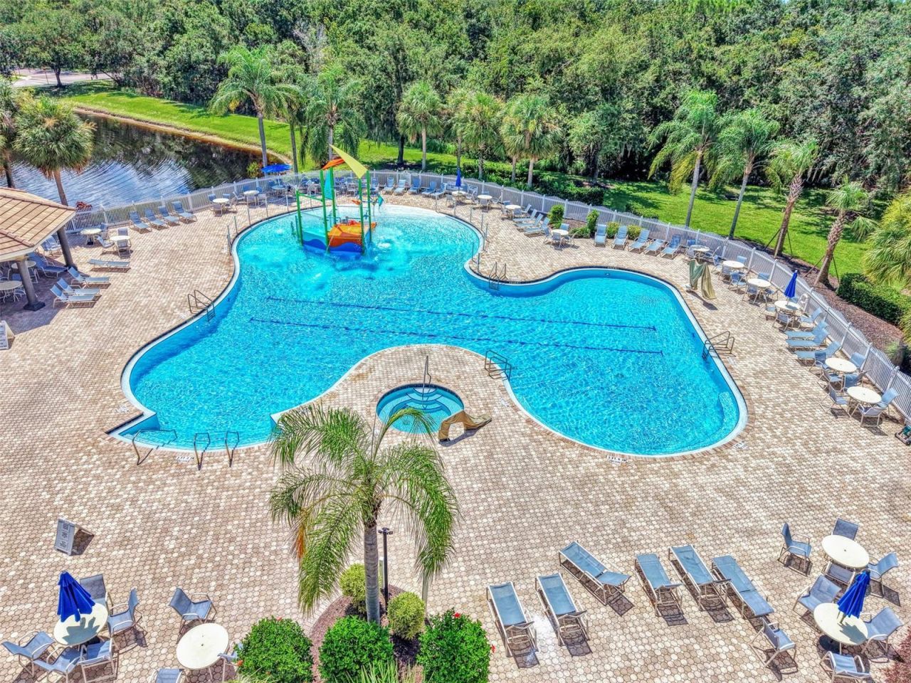 708 Rosemary Circle , Bradenton, FL 34212 Photo