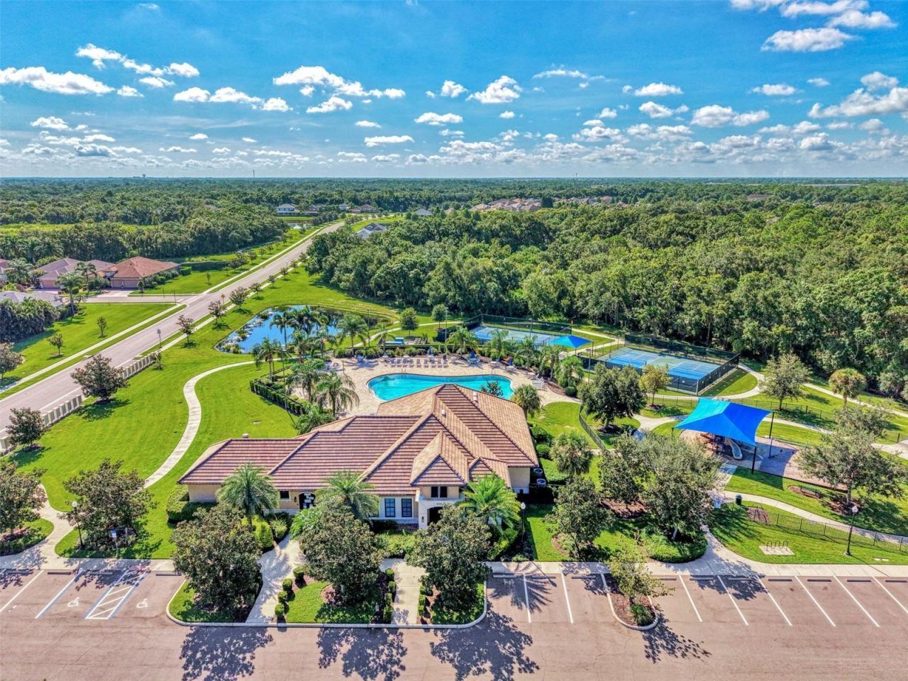 708 Rosemary Circle , Bradenton, FL 34212 Photo