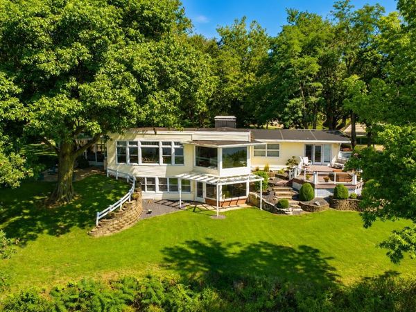 4 Blackhawk Heights, Fort Madison, IA 52627