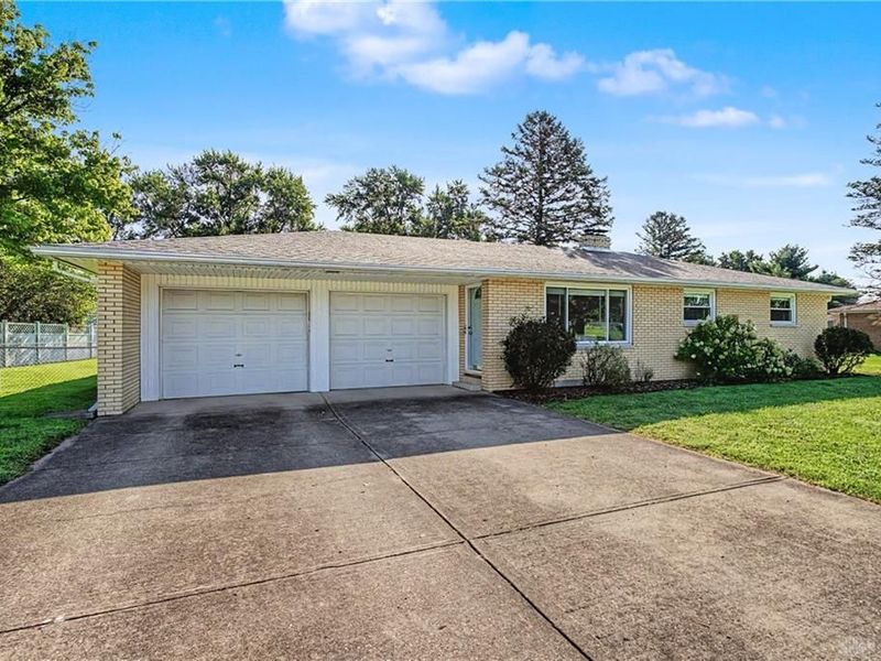 3964 Cloverdale Road, Medway, OH 45341 Photo 2