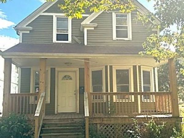 7205 Lawn Avenue, Cleveland, OH 44102