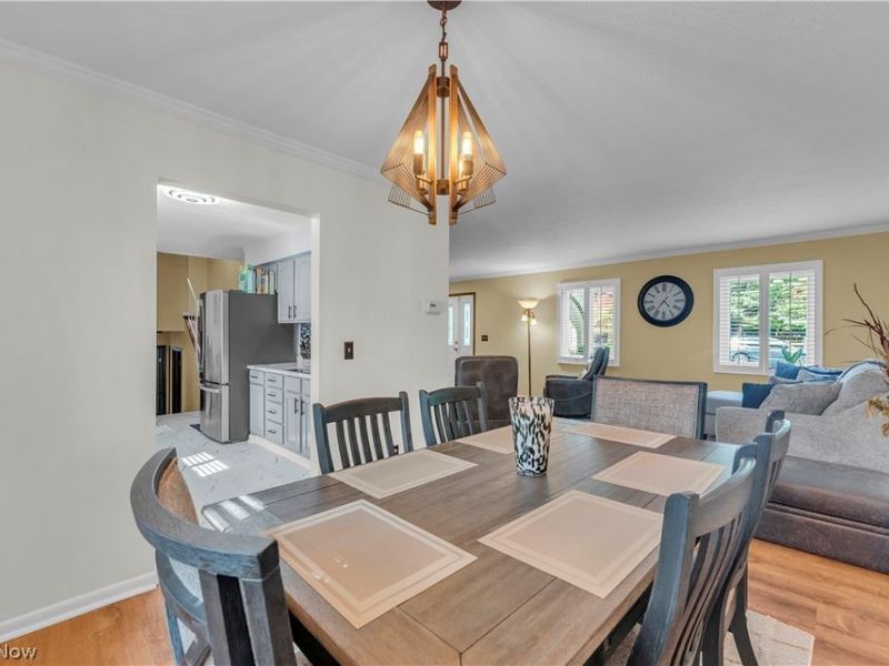 23694 Samuel Drive, Euclid, OH 44143 Photo 15