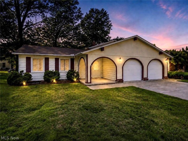 23694 Samuel Drive, Euclid, OH 44143 Photo 2