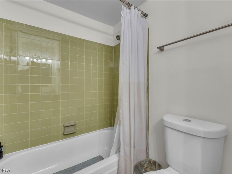 23694 Samuel Drive, Euclid, OH 44143 Photo 29