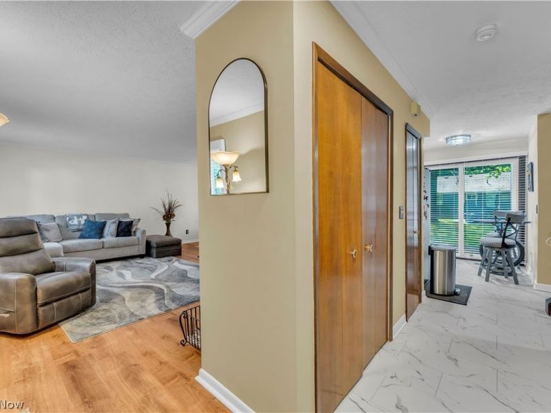 23694 Samuel Drive, Euclid, OH 44143 Photo 7