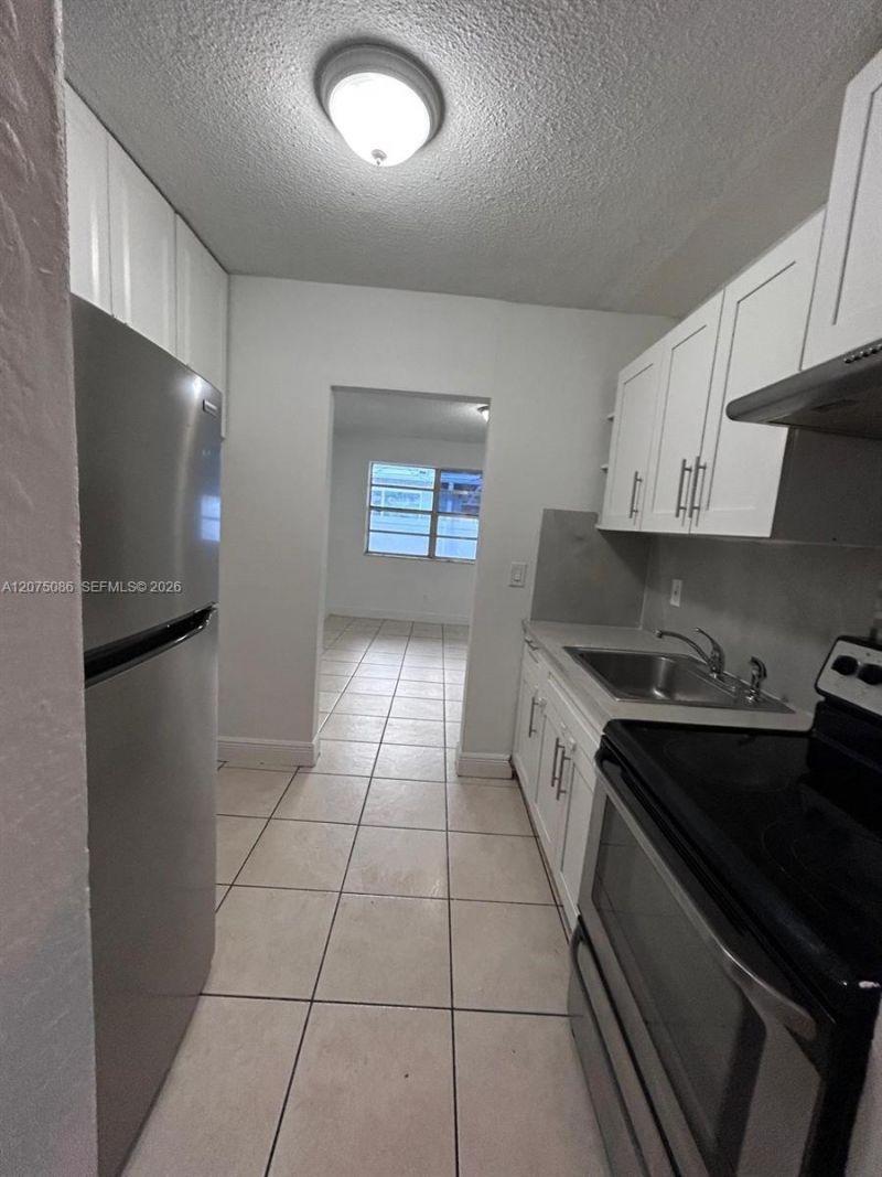 5727 Fletcher St , Unit B, Hollywood, FL 33023 Photo