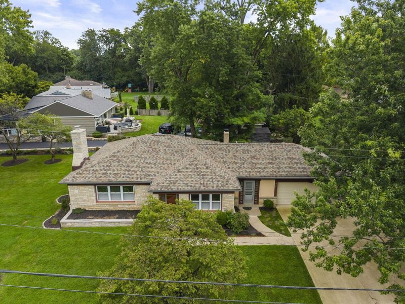 285 Beverly Place, Worthington, OH 43085 Photo 2