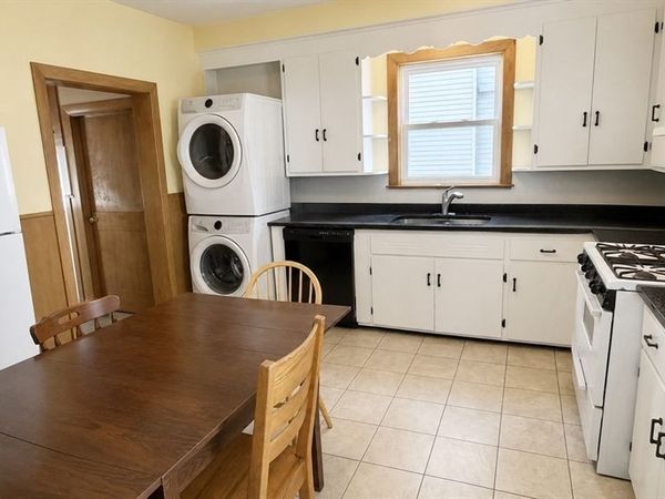 131 Rindge Ave, Unit 1, Cambridge, MA 02140
