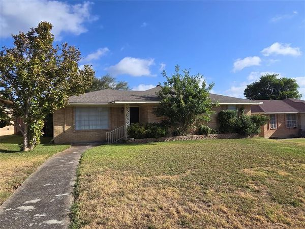 1623 Heather Glen Drive, Dallas, TX 75232