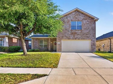 304 Turquoise Drive, Fort Worth, TX 76131
