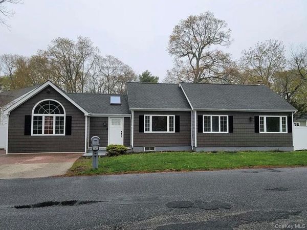 11 Knapp Road , Mastic Beach, NY 11951
