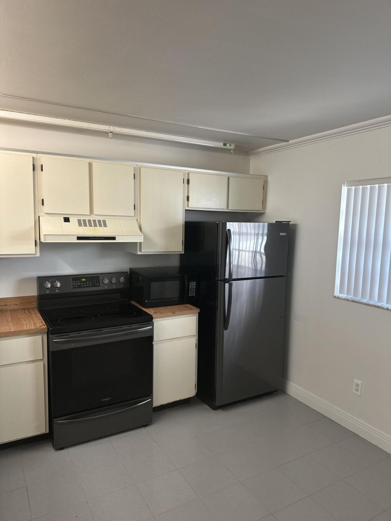 11605 NW 11th Street, Pembroke Pines, FL 33026 Photo