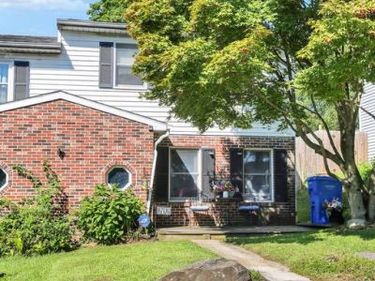 202 GREEN STREET, PARKESBURG, PA 19365