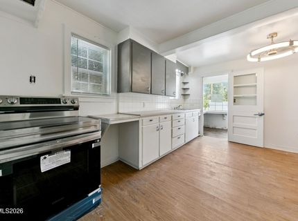 1002 S Arlington Avenue, Reno, NV 89509 Photo