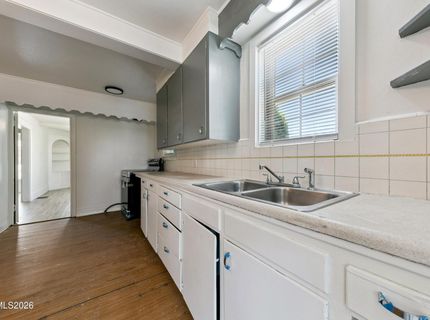 1002 S Arlington Avenue, Reno, NV 89509 Photo