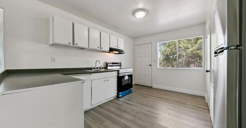 1002 S Arlington Avenue, Reno, NV 89509 Photo