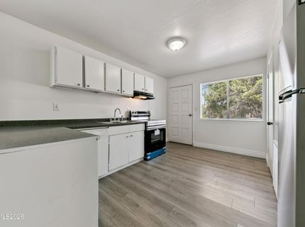 1002 S Arlington Avenue, Reno, NV 89509 Photo