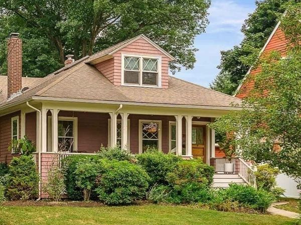 25 Bradford Rd, Newton, MA 02461