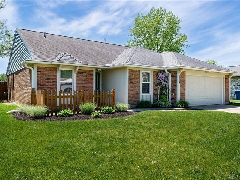 6214 Shull Road, Huber Heights, OH 45424 Photo 2
