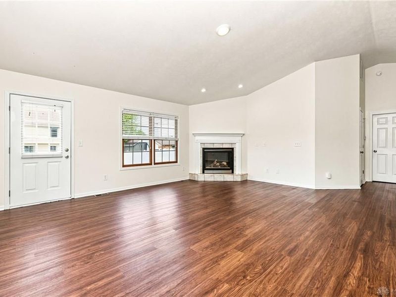 3370 Redbud Drive, Troy, OH 45373 Photo 2