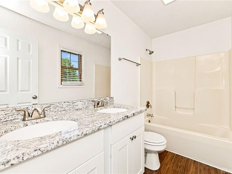 3370 Redbud Drive, Troy, OH 45373 Photo 9