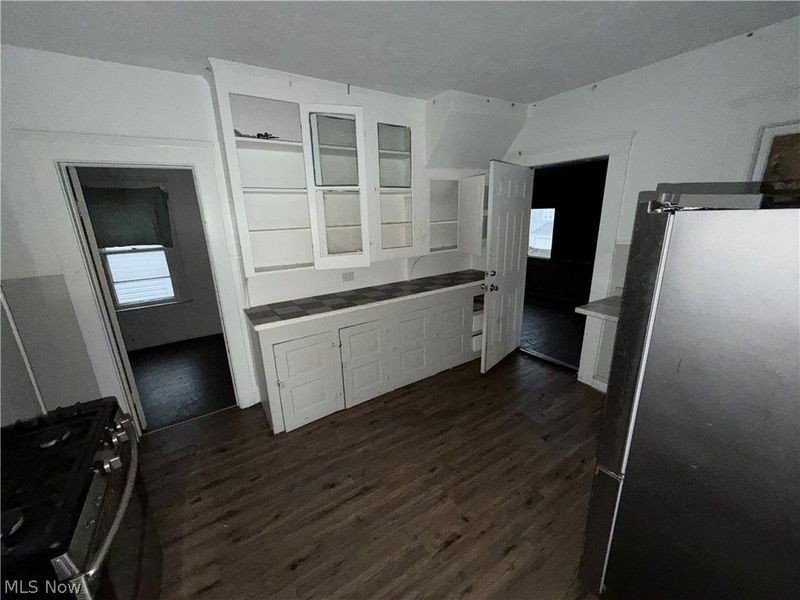 3185 W 58th Street, Cleveland, OH 44102 Photo 5