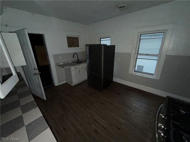 3185 W 58th Street, Cleveland, OH 44102 Photo 6