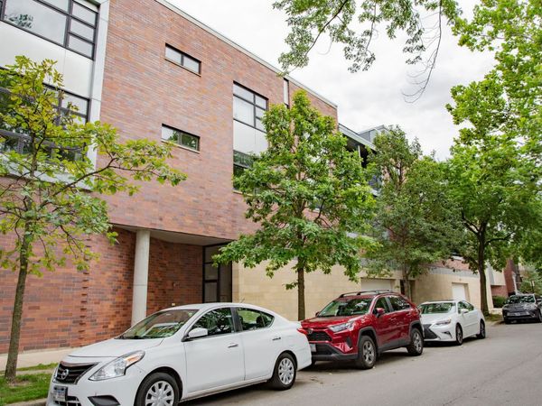 3741 N WOLCOTT Avenue, Unit 12, Chicago, IL 60613