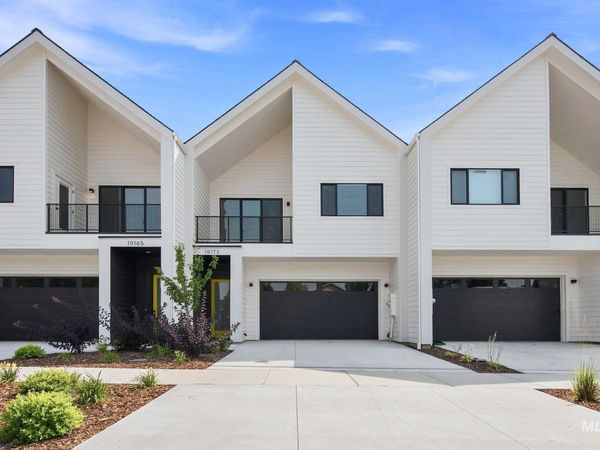 10173 W Southerland Dr, Boise, ID 83709