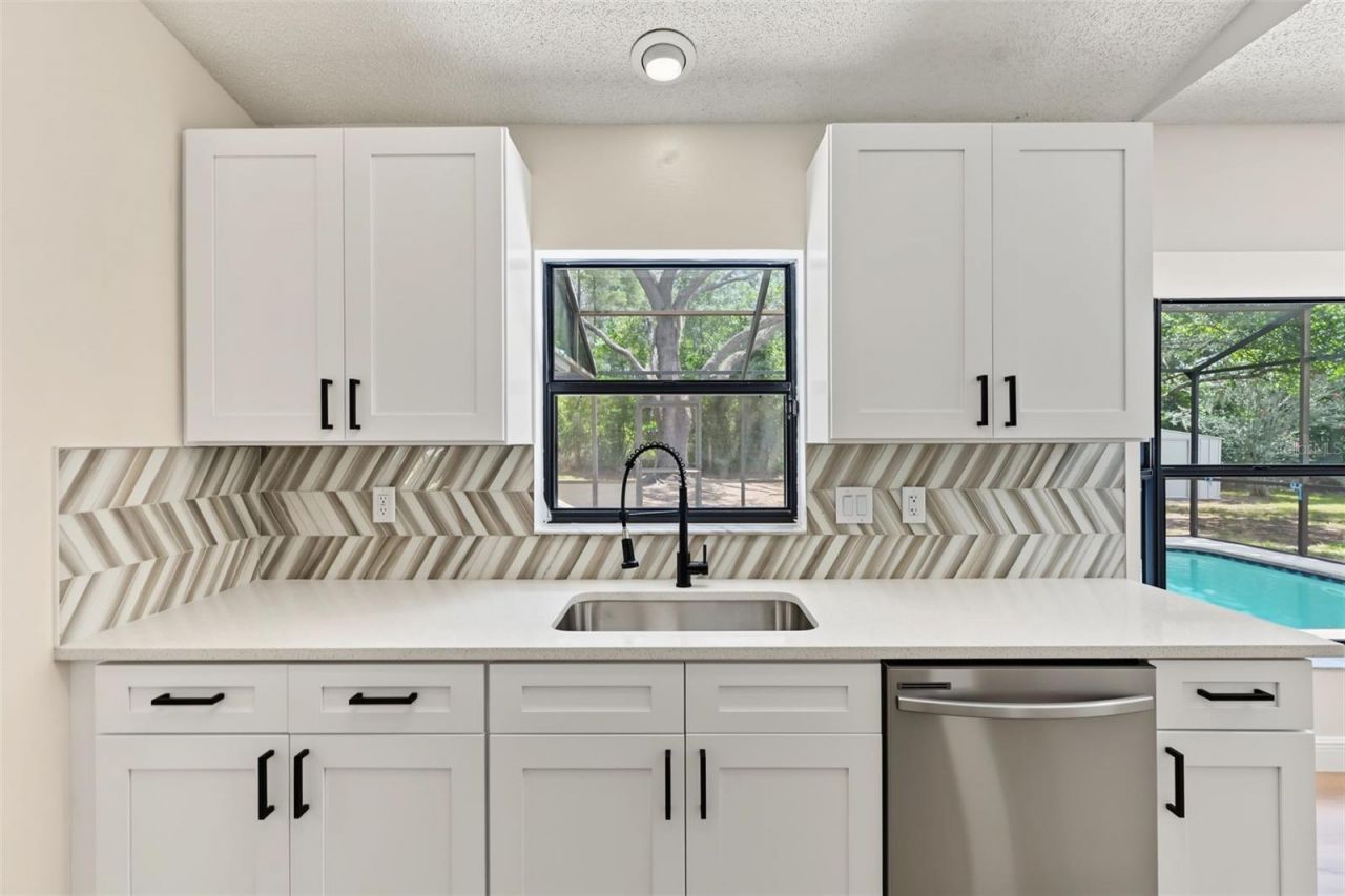 3040 Bayshore Drive, Spring Hill, FL 34608 Photo