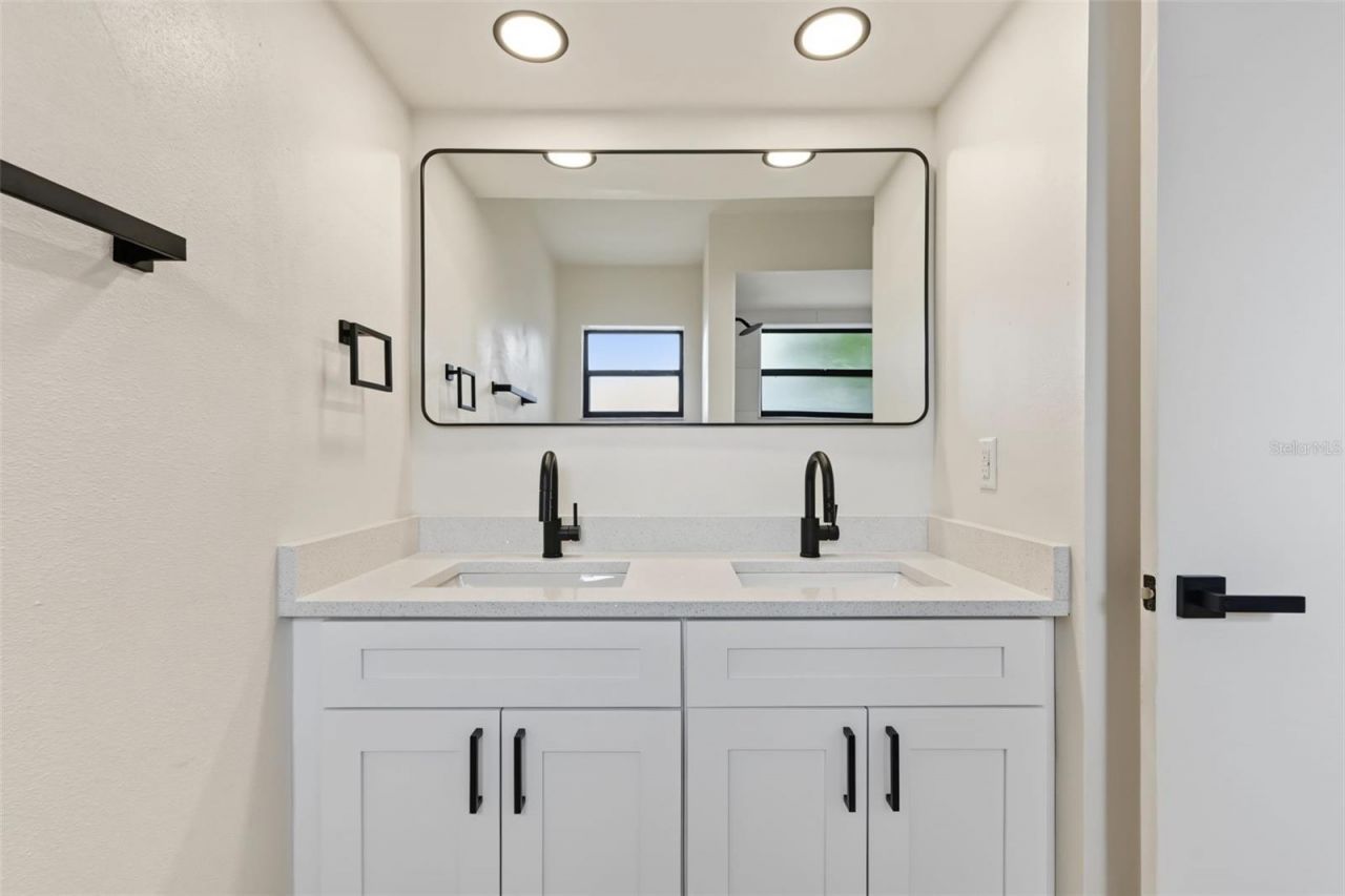 3040 Bayshore Drive, Spring Hill, FL 34608 Photo