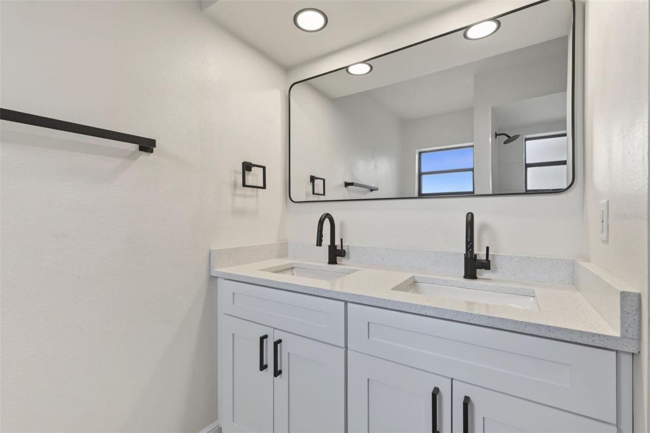 3040 Bayshore Drive, Spring Hill, FL 34608 Photo