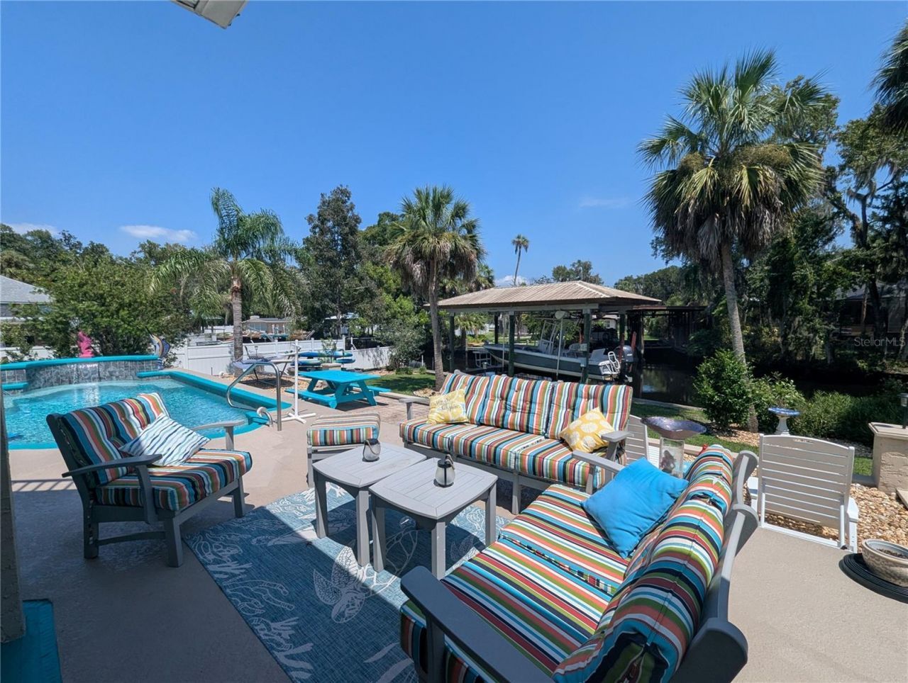 556 NW Fern Drive, Crystal River, FL 34428 Photo