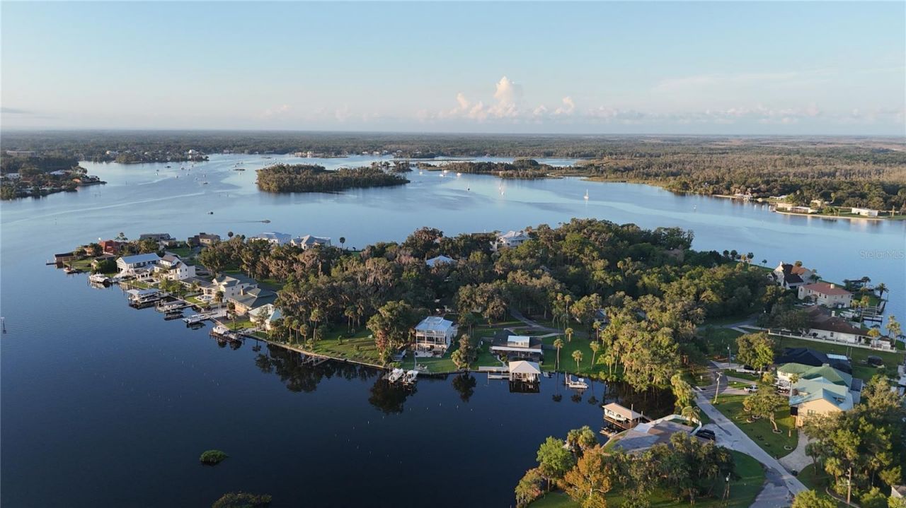 556 NW Fern Drive, Crystal River, FL 34428 Photo