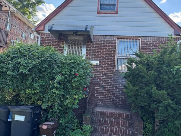 76-36 166th Street , Fresh Meadows, NY 11366