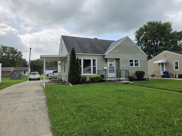 707 Lake Avenue, Saint Marys, OH 45885