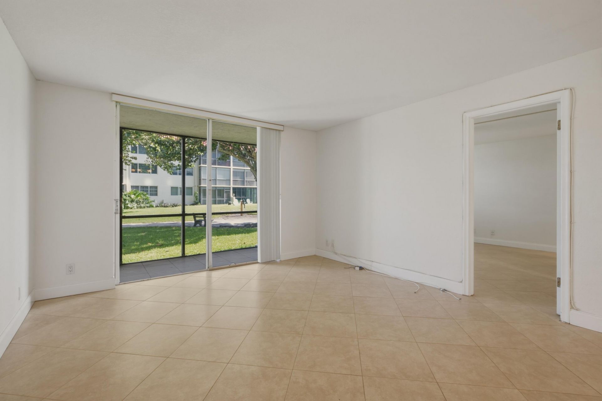681 S Hollybrook Drive, Unit 109, Pembroke Pines, FL 33025 Photo