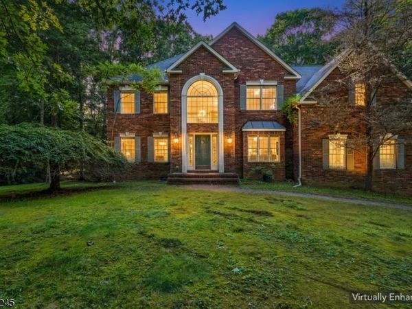 28 Crystal Rock Rd, Sparta, NJ 07871