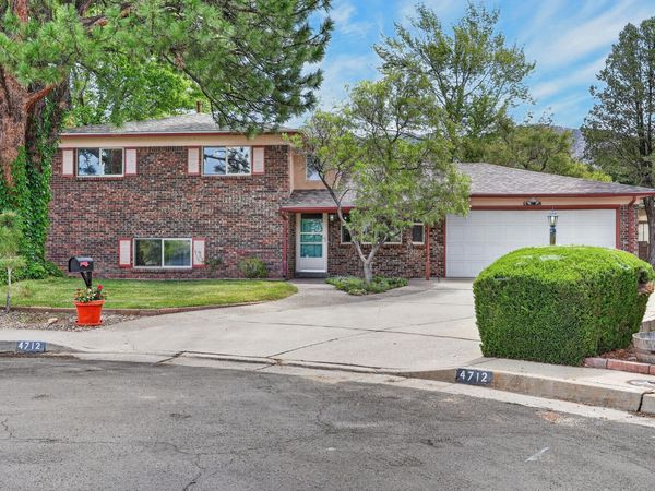 4712 Oahu Drive NE, Albuquerque, NM 87111