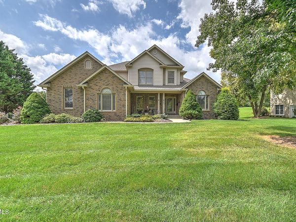107 Strawberry Field Drive, Johnson City, TN 37604