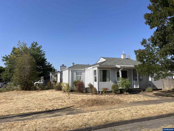 745 16th Av SW, Albany, OR 97321