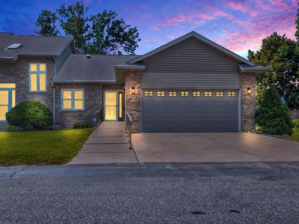 3066 Linden DRIVE, La Crosse, WI 54601