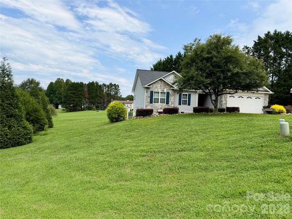 38 A Avenue, Taylorsville, NC 28681