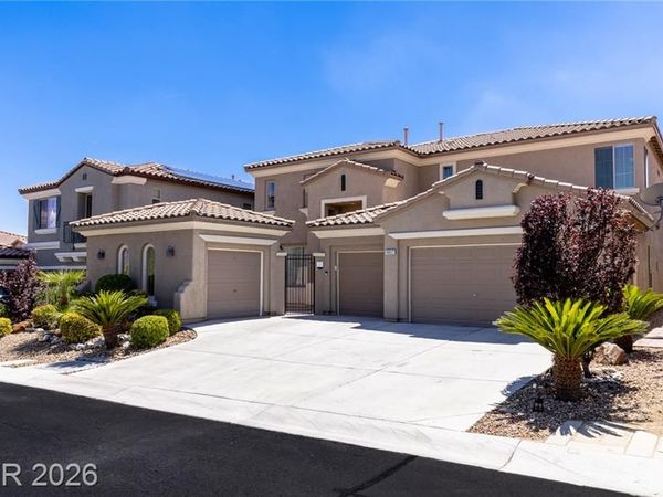 10017 Scenic Walk Avenue , Las Vegas, NV 89149