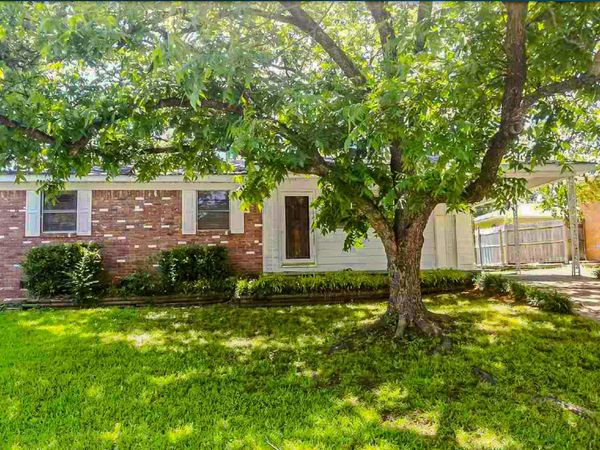 206 Steven Dr, Little Rock, AR 72205