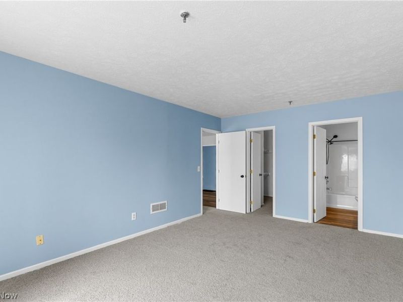19510 Lorain Road, Unit 201, Fairview Park, OH 44126 Photo 20