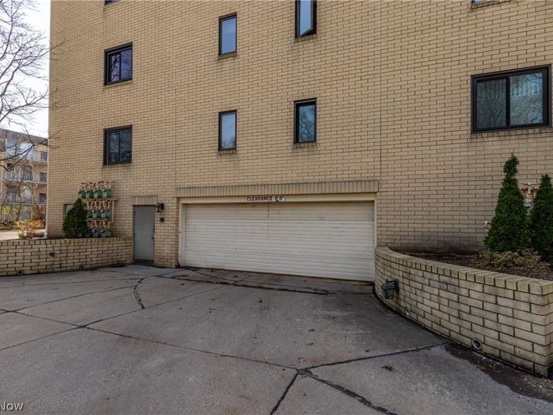 19510 Lorain Road, Unit 201, Fairview Park, OH 44126 Photo 24